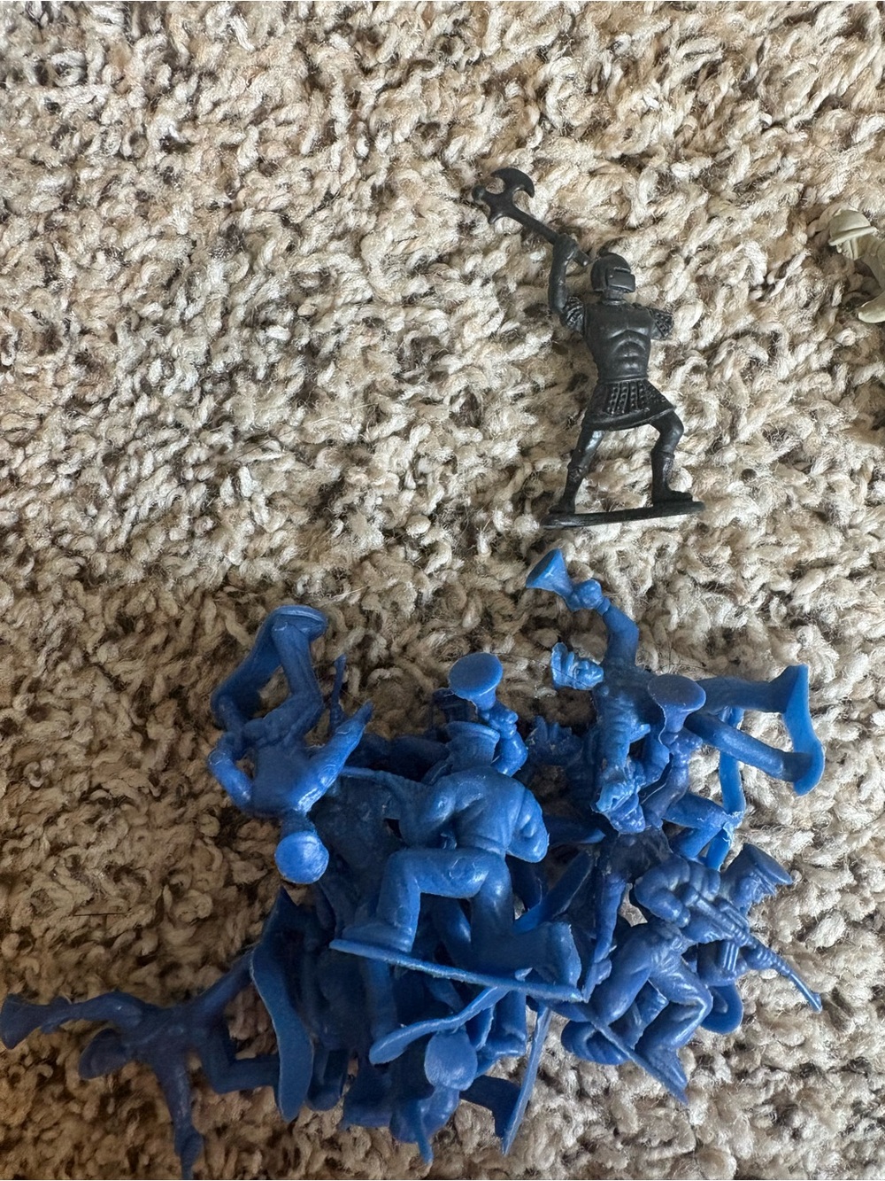 Bulk Toy Soldier Lot in Green with Mixed Colors - Picture 4 of 6
